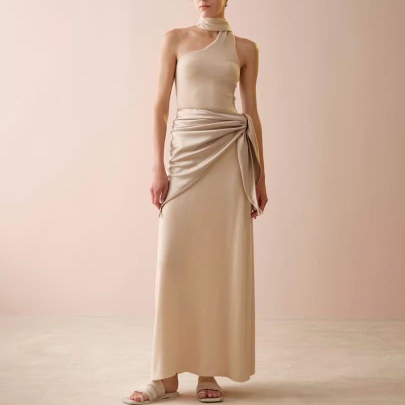 Swaying | 26早春新款羊绒混纺绕脖连衣裙杏色/深灰