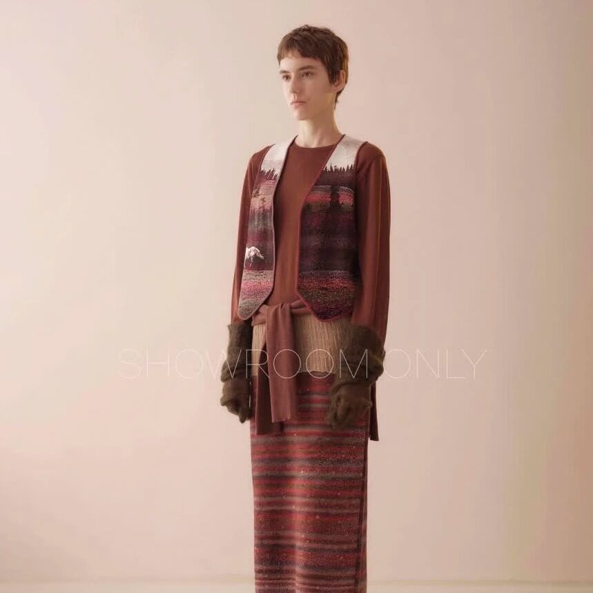 Swaying | 26早春新款羊绒撞边套衫