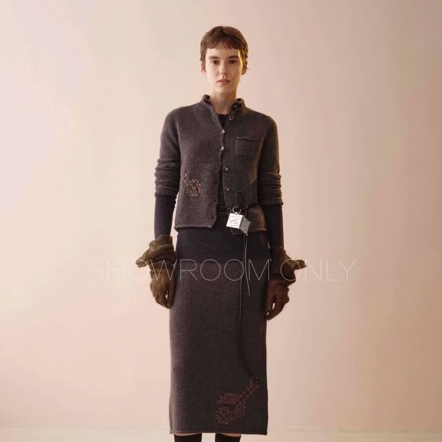 Swaying | 26早春新款羊绒立领手工绣花开衫