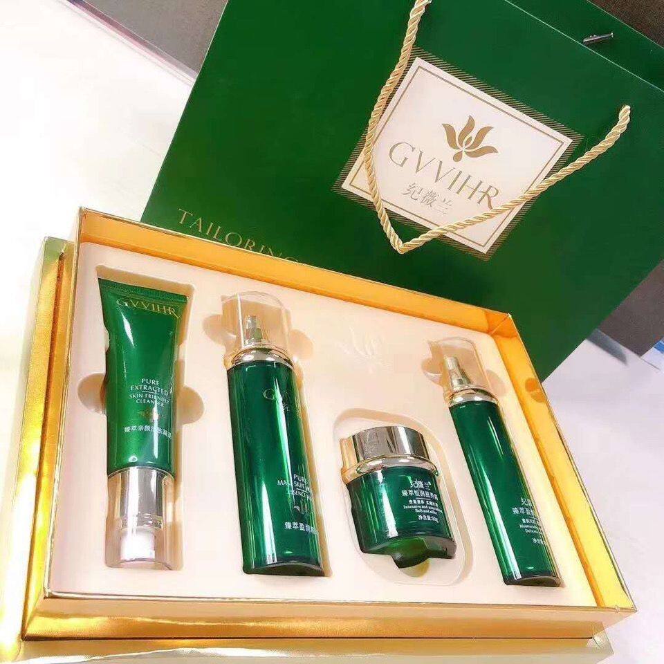 【正品新日期】纪薇兰臻萃鲜颜悦享套盒绿套补水修护敏感明兰本草