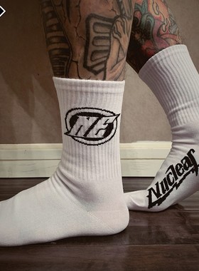 NE核爆炸时尚潮牌薄款多色中筒袜子吸湿提花四季休闲百搭男士棉袜
