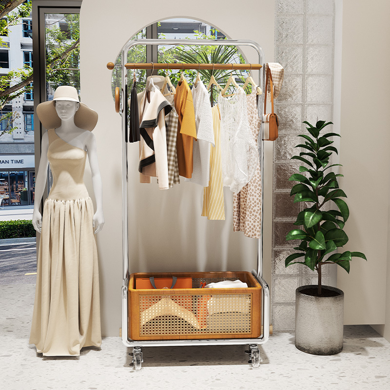 a生服装店展示架试衣间挂衣架子