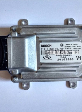 五菱新鸿途雪佛兰赛欧1.2发动机电脑板 F01R00DF99 24103806 B12D