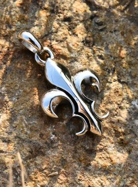 进口中性925纯银鸢尾花泰银吊坠