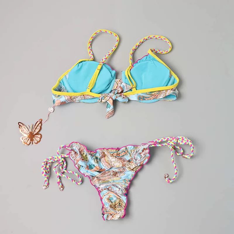 (Граница торговли), sexy fashionable beach swimwear, British style