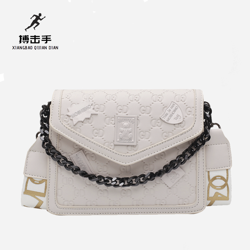 百搭时尚法国包包女包2020新款潮质感洋气链条宽带单肩斜挎小方