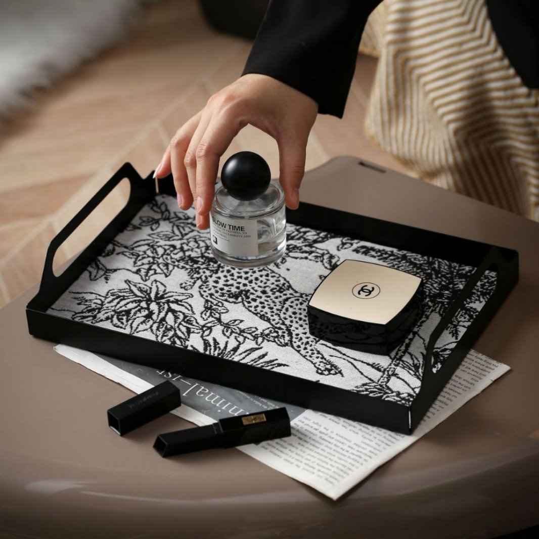 进口法式复古提花香薰托盘客厅桌面玄关钥匙化妆品香水收纳装饰品