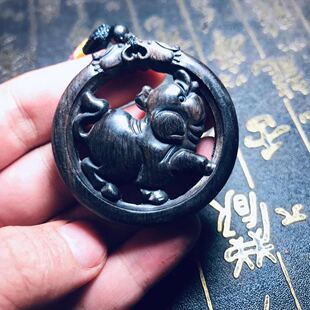 黑檀木猪生肖吊坠木雕挂件饰品小叶紫檀红木生肖猪吊坠钥匙扣