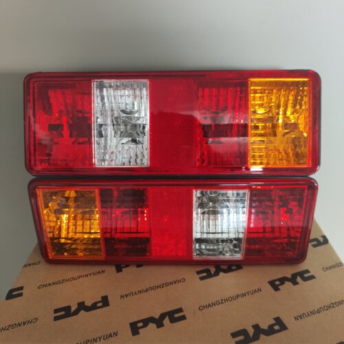 东风小康K01L/K02L/V22C31C32/D51D52货车后尾灯总成带灯泡带线束