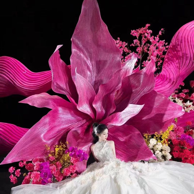 小红书新款高端婚礼背景EVA枚红色巨型纸艺花摆件定制大型道具