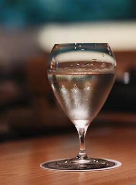 水滴型日式木村硝子玻璃水杯 鸡尾酒杯子果汁饮料杯小酒杯清酒杯