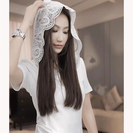 纯欲风漂亮连帽蕾丝短袖t恤女2025新款显瘦叠穿半袖纯色帽衫上衣