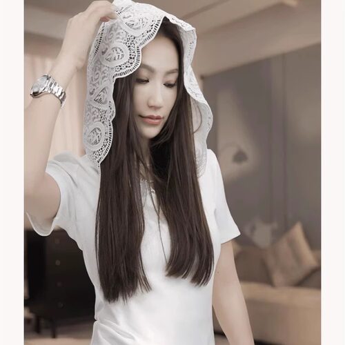 纯欲风漂亮连帽蕾丝短袖t恤女2025新款显瘦叠穿半袖纯色帽衫上衣