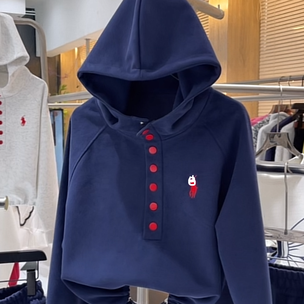 设计师藏蓝色连帽按扣长袖卫衣女2024年秋冬新款时尚百搭抽绳上衣
