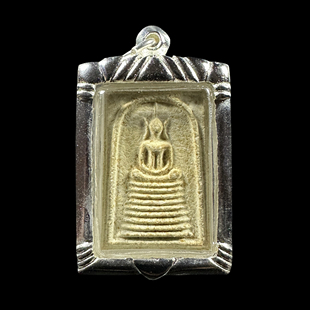 泰国特色正品保证拉玛五世2537九层崇迪粉质纯银壳