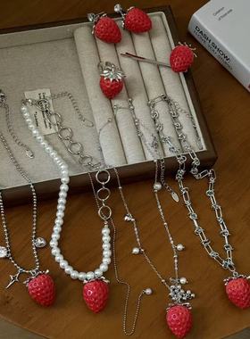 红色立体草莓耳钉项链女甜美可爱气质百搭发夹锁骨链戒指耳饰配饰