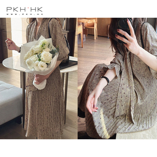 PKH.HK气质女装折扣店 立体手风琴压褶柔美飘带A字摆印花连衣裙