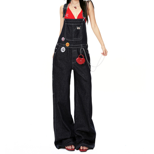 深蓝色复古牛仔背带裤女2026年春季新款宽松减龄大口袋垂感阔腿裤