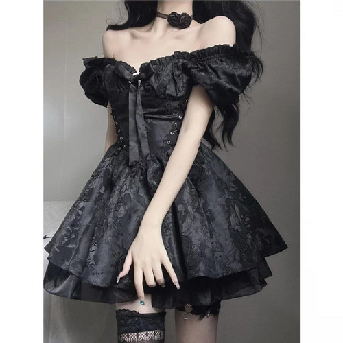 纯欲暗黑公主风高级感蓬蓬裙穿搭