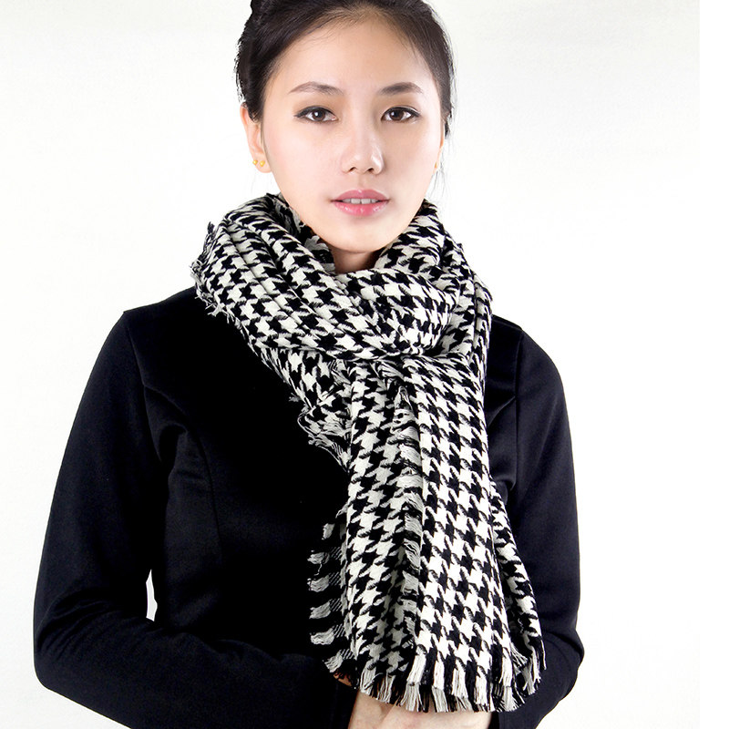 时尚千鸟格羊毛围巾女秋冬季保暖两用披肩冬季百搭格子黑白灰粉色