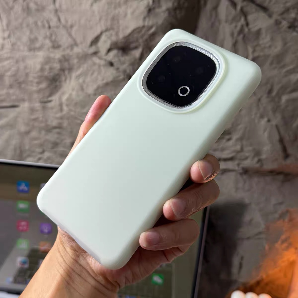 曼波绿进口果冻液态硅胶适用iQOO15手机壳iqoo13保护套12pro/11s防指纹汗Z10Turbo+全包z9防摔vivox300高级感