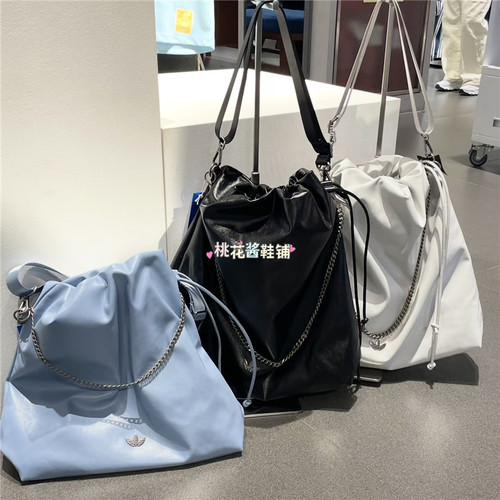 Adidas三叶草26夏季黑白休闲大包皮革斜挎包单肩包KS5157 KS5158
