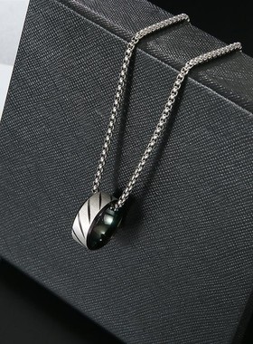 钛钢吊坠项链男款嘻哈小众不掉色男生配饰高级感百搭个性潮流饰品