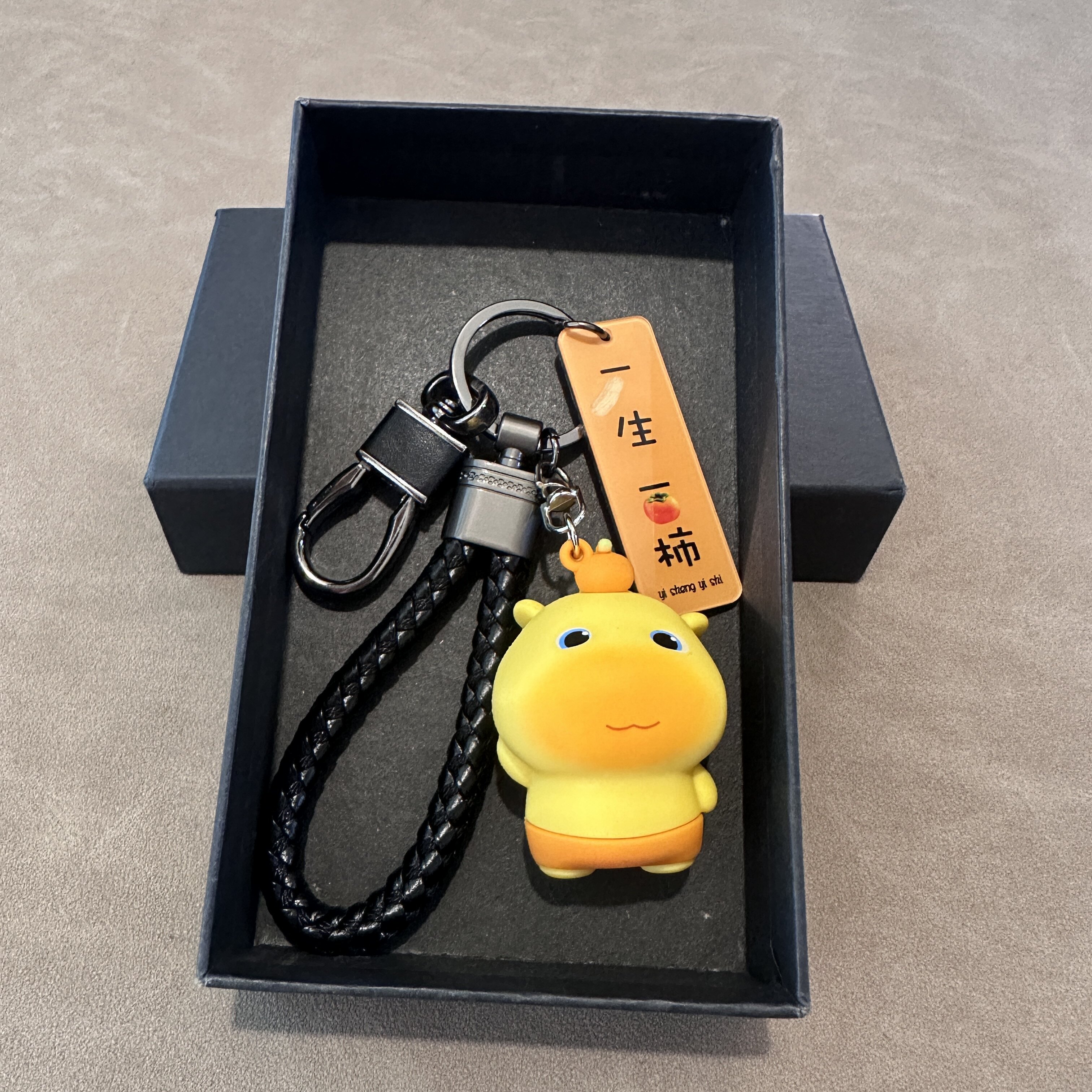 卡通正版水豚噜噜公仔钥匙扣挂件创意礼物精致汽车钥匙链钥匙圈