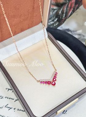 铜合金合成锆石项链 时尚珠宝锁骨链休闲风红钻V形项链