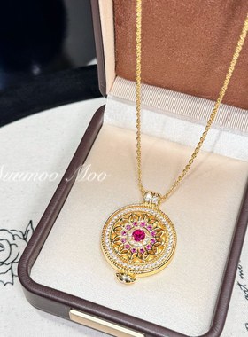 铜合金合成锆石项链 精致中国风玫瑰窗花罗盘吊坠项链