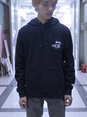 专柜正品VOLCOM 套头卫衣帽衫（S/M/L）吊牌价659元