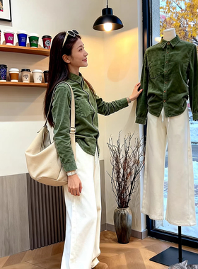 绿色灯芯绒衬衫外套女2026新款春秋长袖小个子老钱风条绒衬衣女款