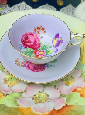 西洋古董 paragon 双狮紫色釉杯内玫瑰鸢尾阔口鎏金骨瓷杯碟 现货