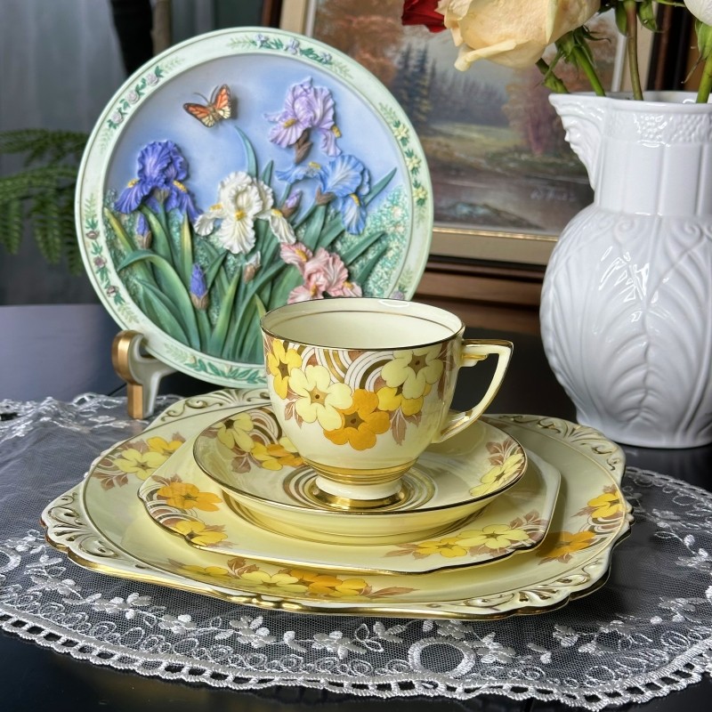 西洋古董 grafton 奶白釉黄色花卉鎏金骨瓷咖啡杯碟 蛋糕盘 现货