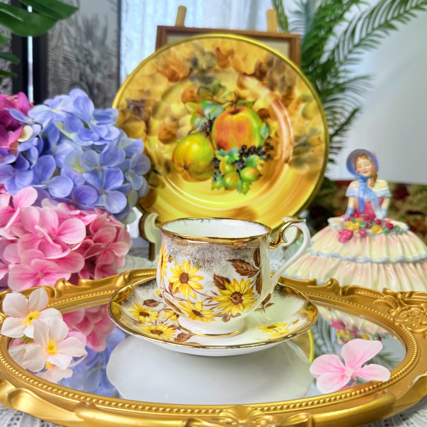 西洋古董 albert 黄色小雏菊坛子杯型鎏金骨瓷咖啡杯碟 现货