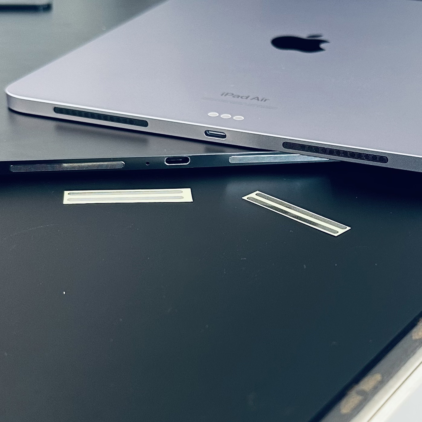 哈秋适用苹果iPad Air喇叭防尘网金属电镀ipadpro扬声器遮尘贴ipadpro音量孔贴纸边框保护膜适配安卓平板通用