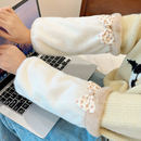 秋冬防污保暖羽绒服护袖 套2025新款 上班耐脏 波点蝴蝶结毛绒袖 韩版