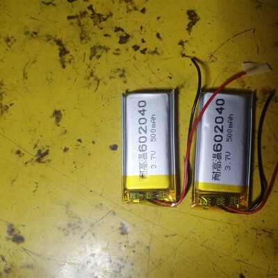 602040聚合物锂电池3.7V500MAH美容仪蓝牙连接器LED灯