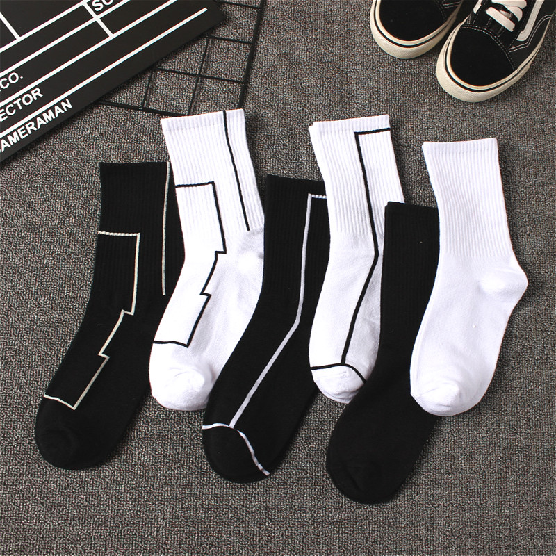 潮流黑白线条四季原宿ins袜子