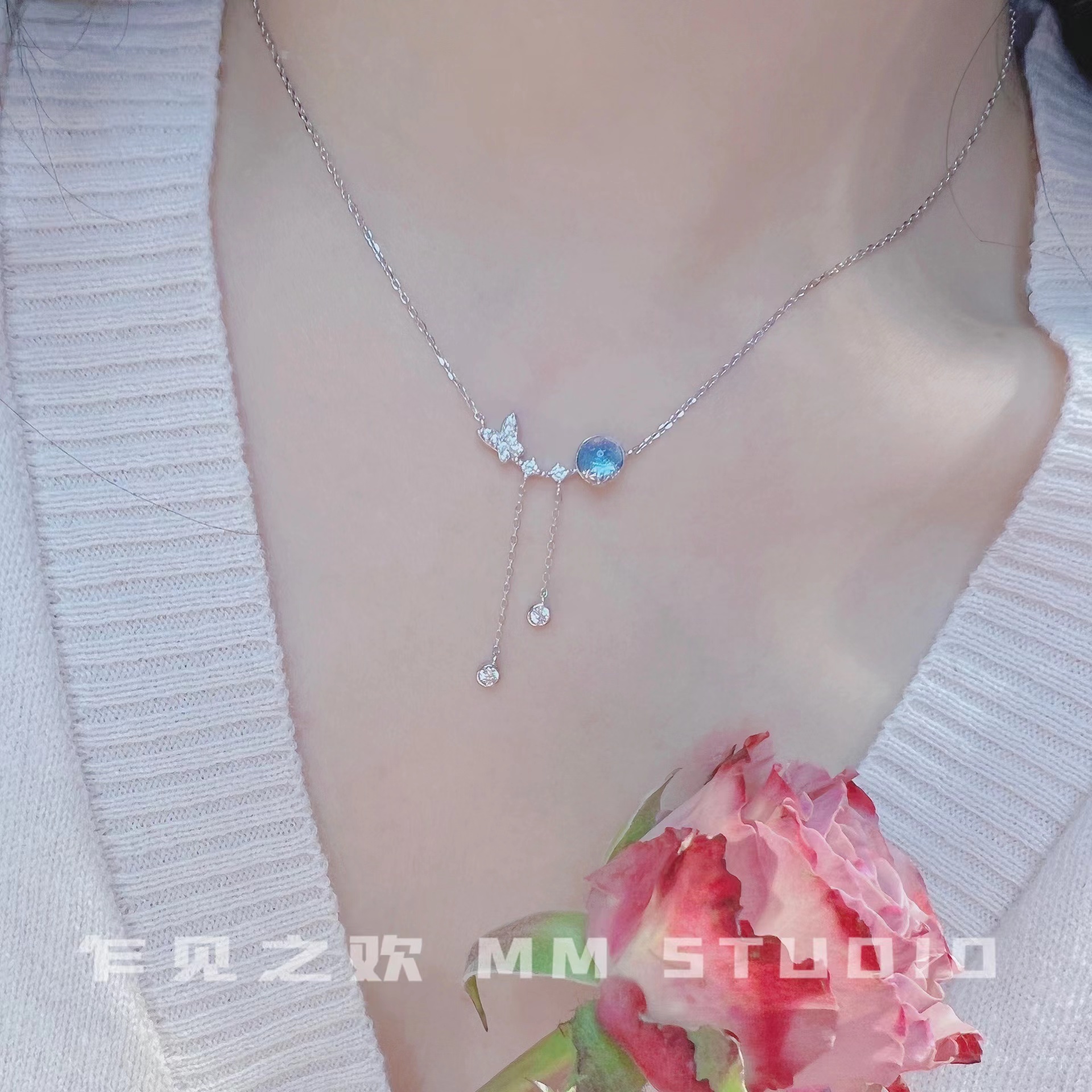 s925纯银琉璃星球蝴蝶项链