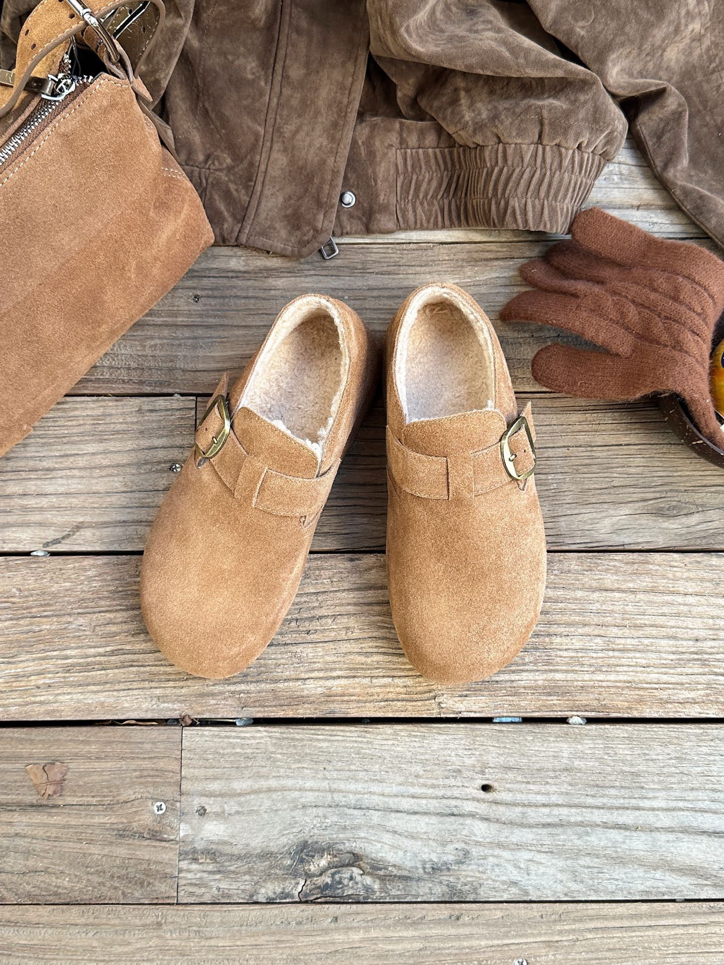 2025新款真皮勃肯鞋女平底休闲鞋复古女鞋子百搭鞋一脚蹬加绒