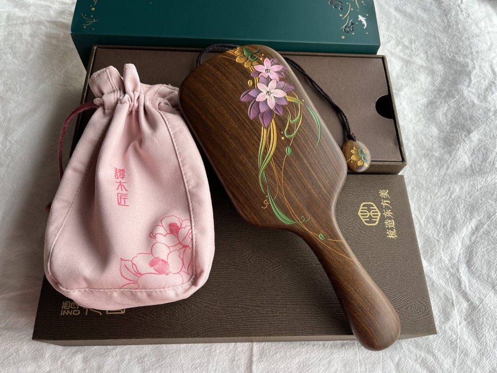 谭木匠 风吟 气囊按摩梳 护发木梳子 天然材质 生日礼物 送长辈