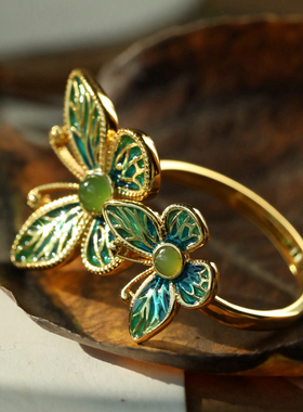 纯银蝴蝶和田玉碧玉大戒指