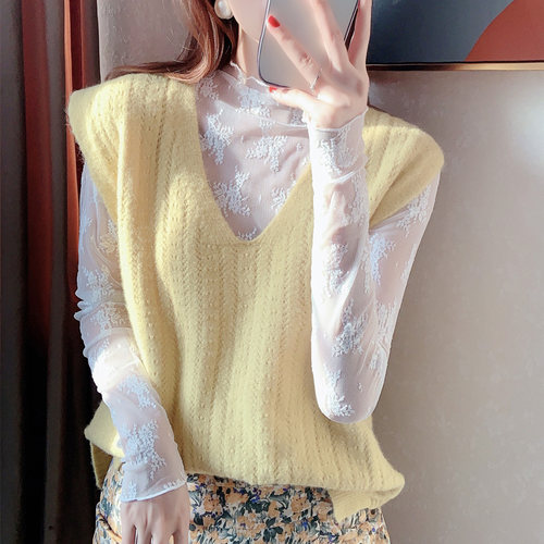 透视半高领蕾丝木耳边网纱打底衫