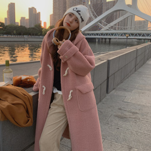 粉色羊羔毛牛角扣棉服外套女冬2022新款韩版宽松皮毛一体加厚棉服图片