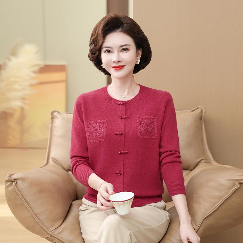 100%纯羊毛中老年女装秋冬针织衫