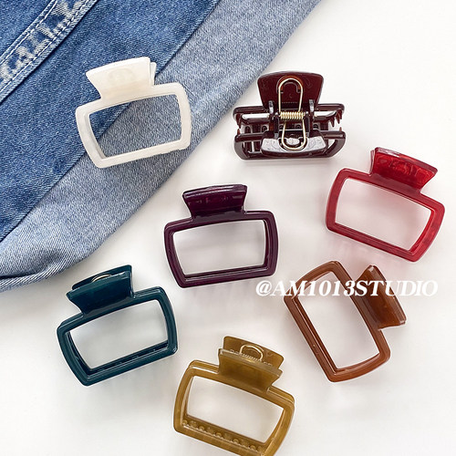 AM1013韩版精致款方形镂空小抓夹