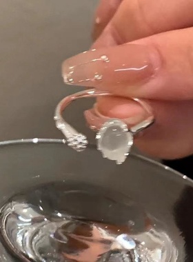 花蕾月光石开口手镯ins冷淡风个性感小众设计法式开口手环女