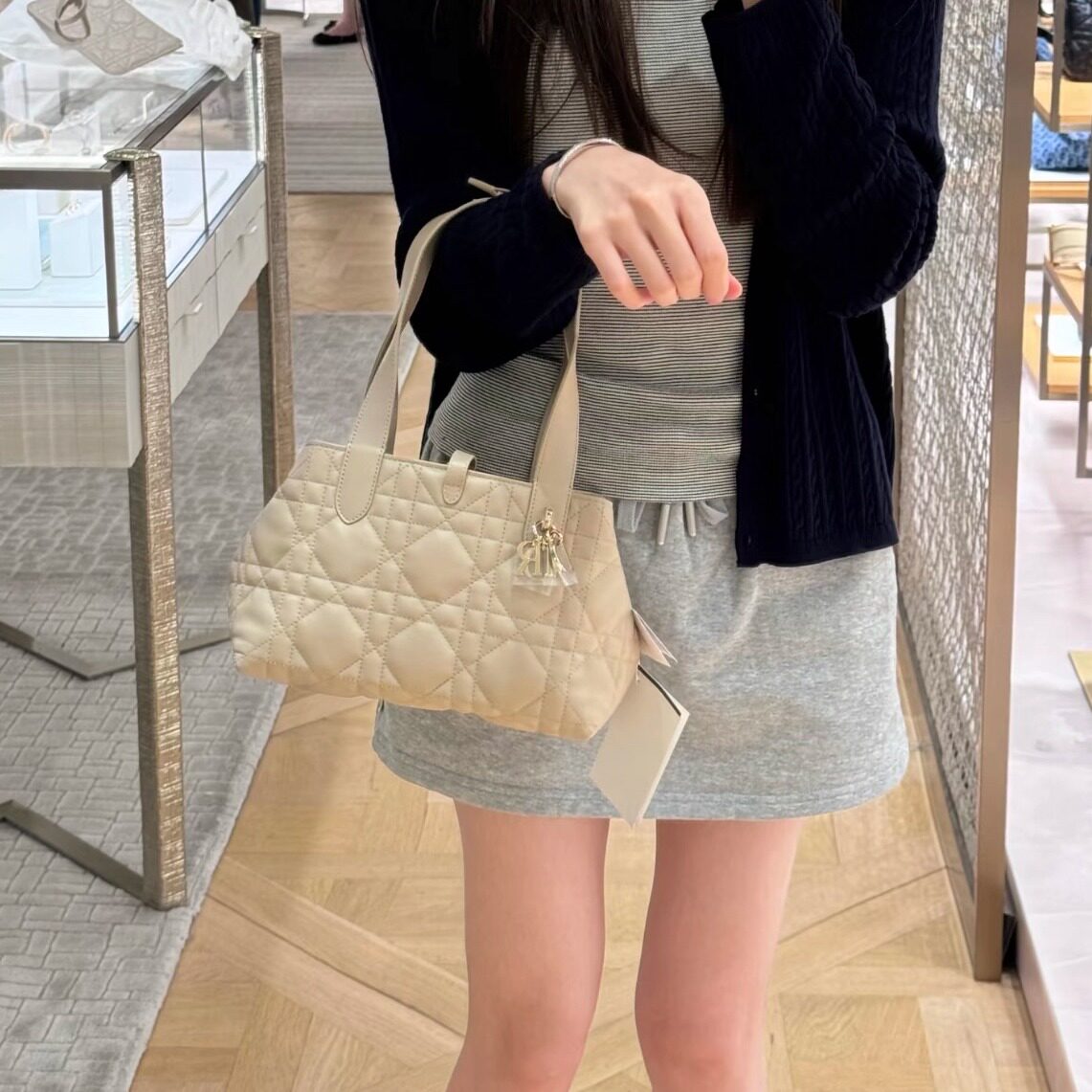 高端现货 新款胭脂米色手提包牛皮 Toujours土著包CD锁扣女包1219