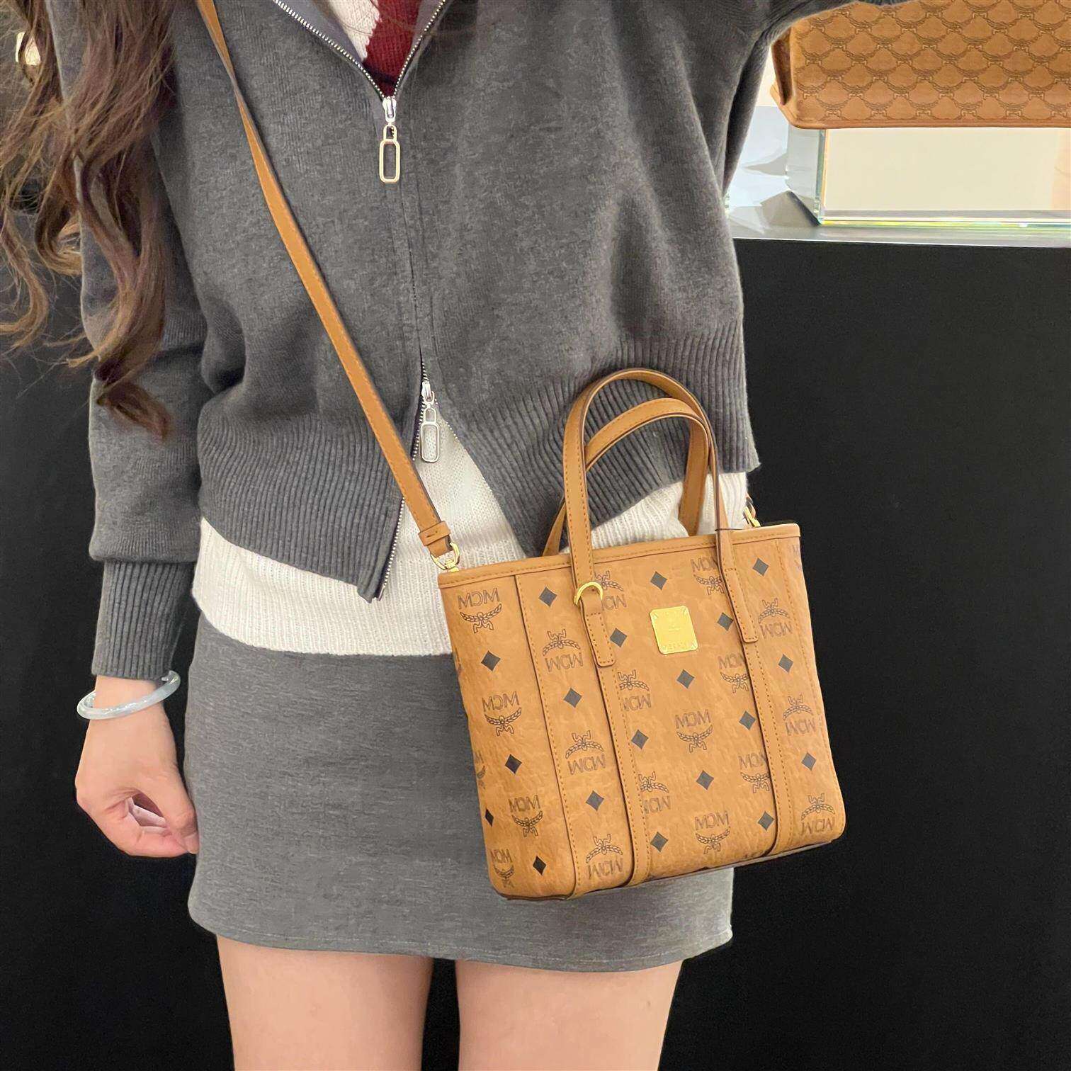 宝藏款 ELLA新款Toni经典老花干邑色手提菜篮子tote单肩包1204